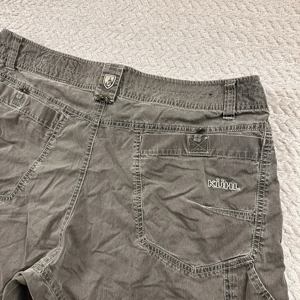 Kuhl Men's Vintage Patina Dye‎ Hiking Shorts Zip Cargo Pockets Size 36 Olive